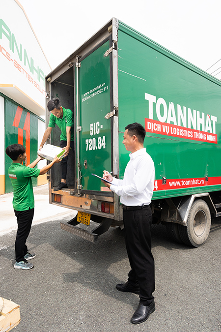 Dịch vụ cho thuê kho bãi - Toàn Nhất Logistics - Công Ty CP Toàn Nhất Logistics